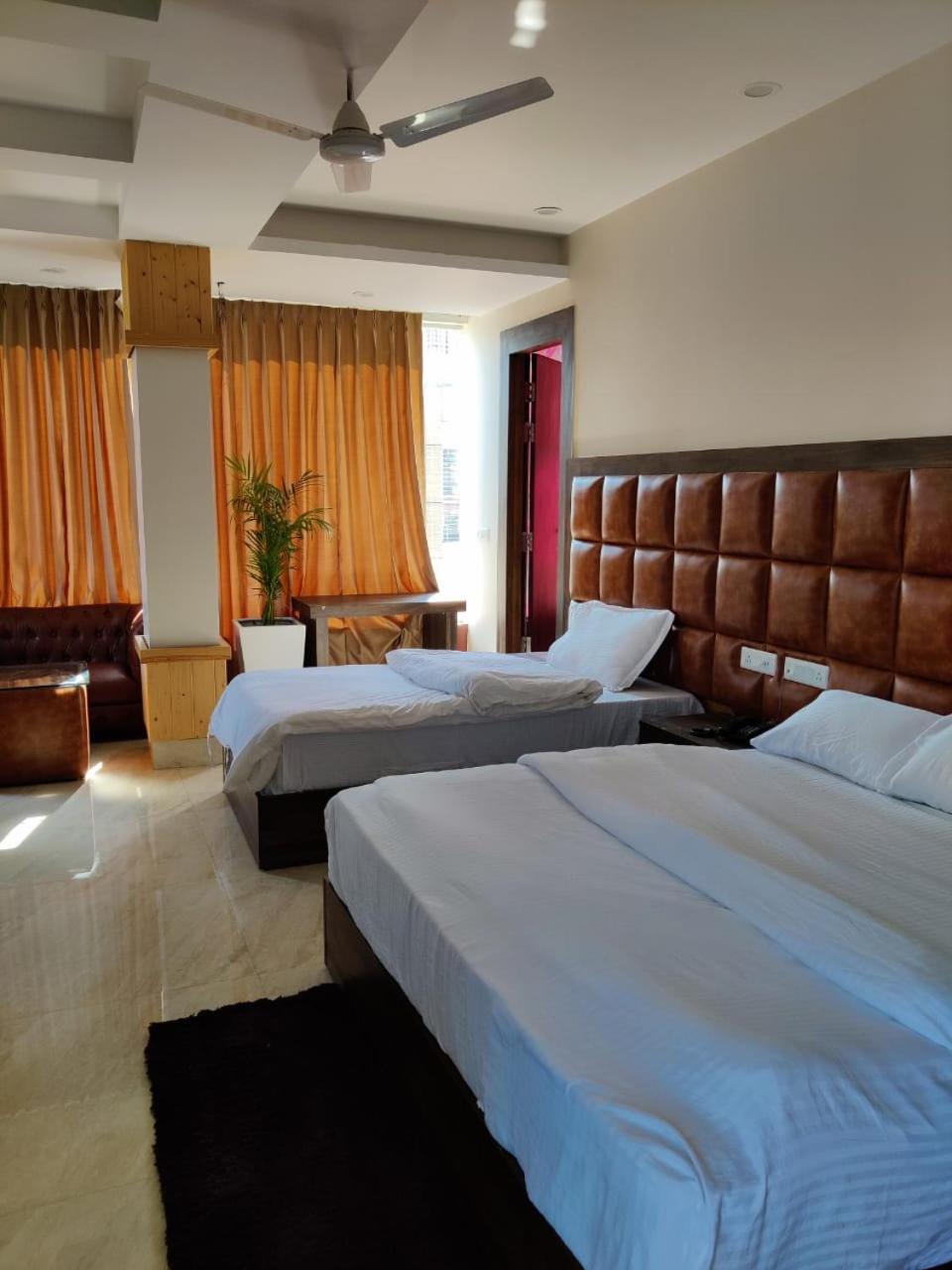Hotel Maira 德拉敦 外观 照片