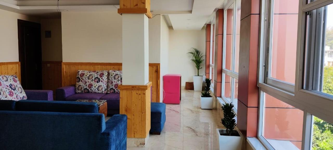 Hotel Maira 德拉敦 外观 照片